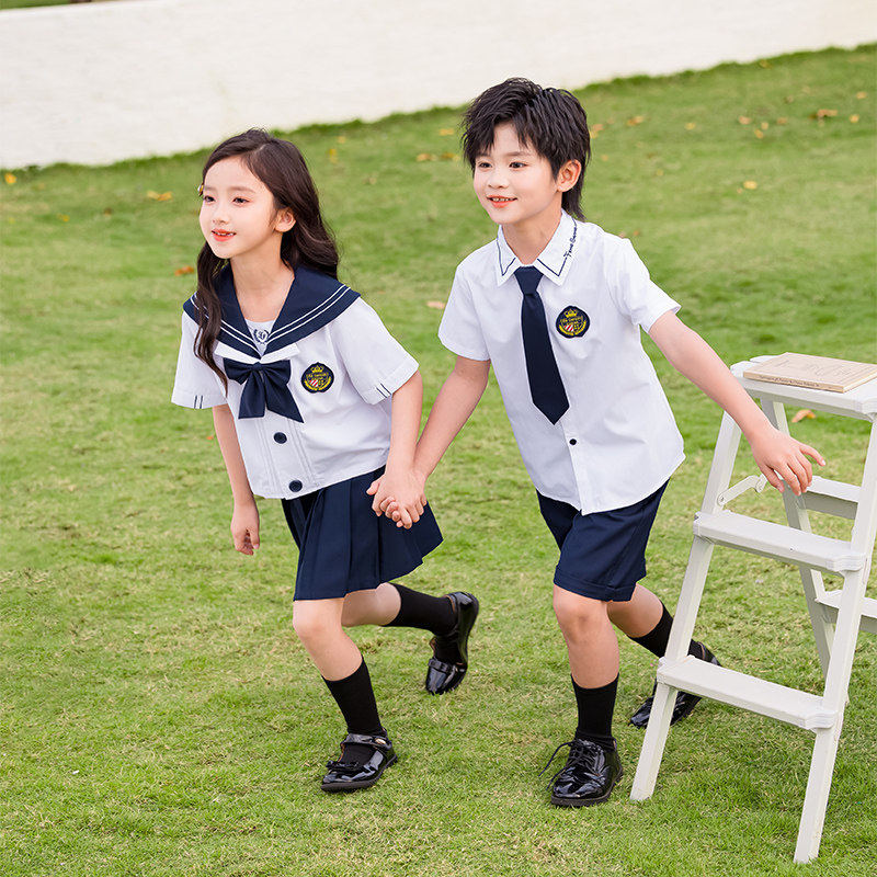 幼儿园园服毕业照班服女