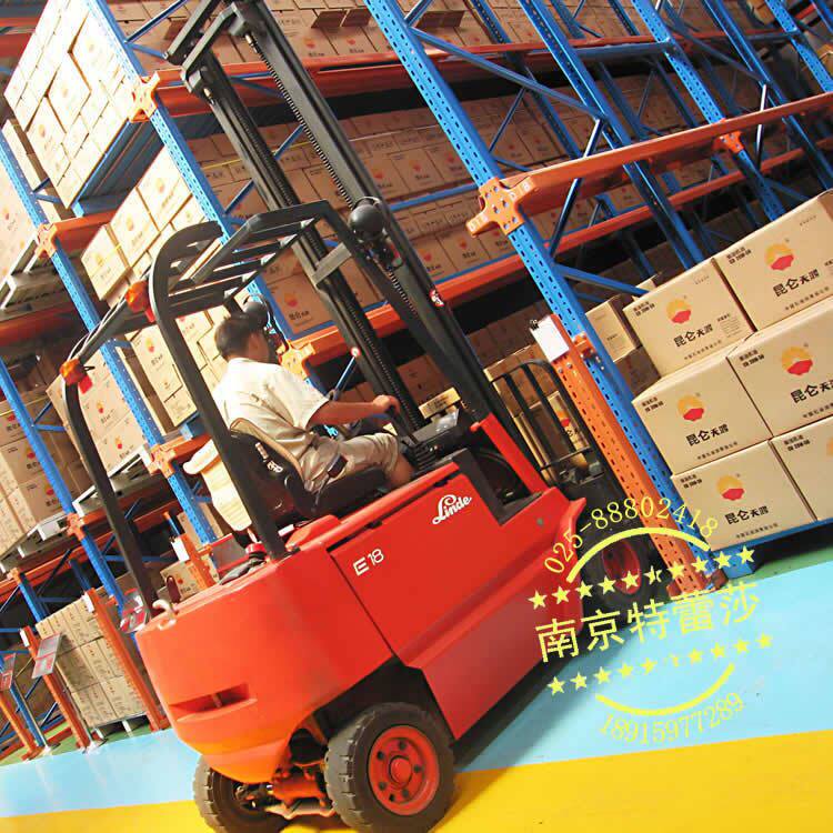 驶出式货架 驶出货架 先进先出驶出式货架 贯通式驶出式货架