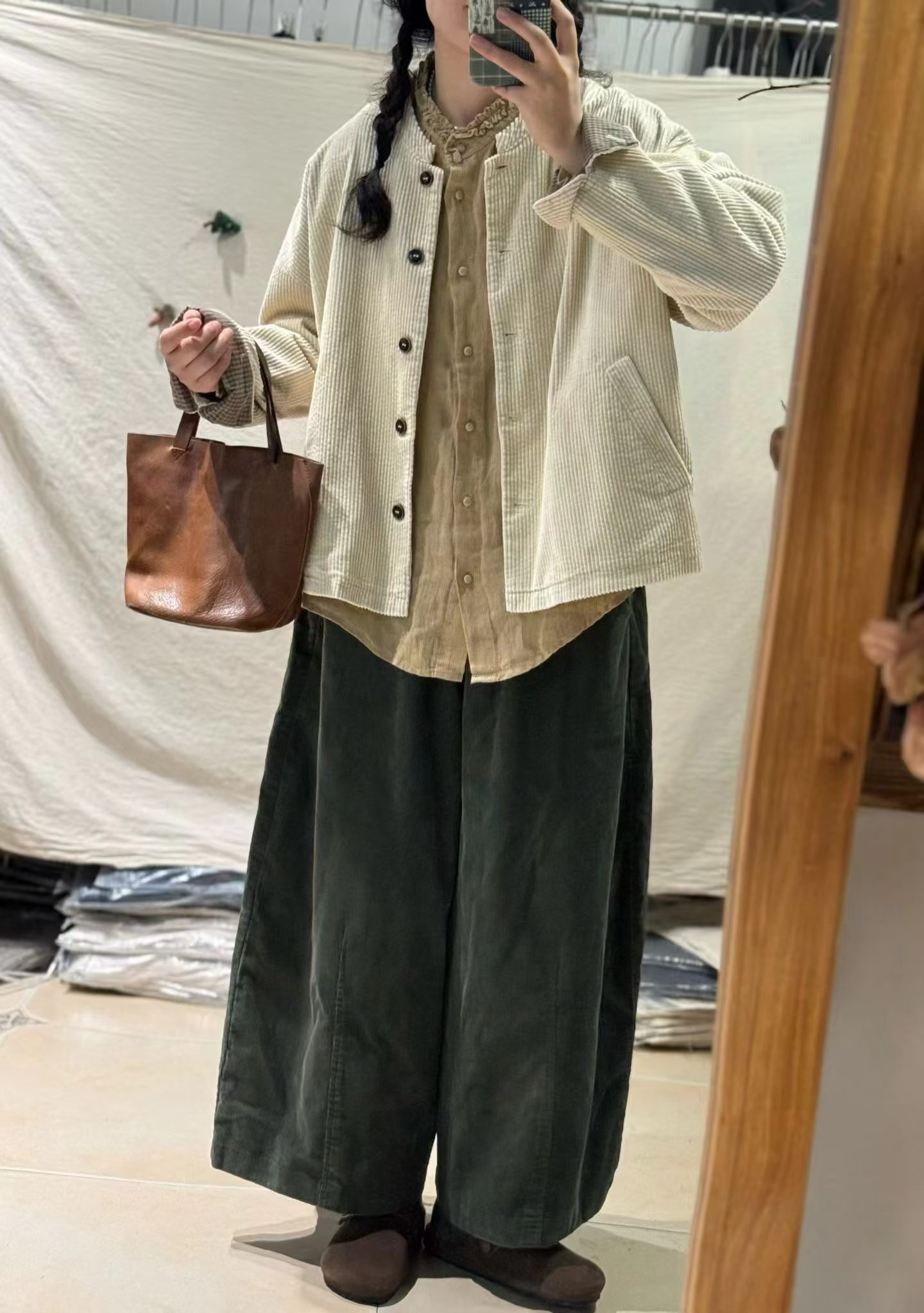 日系文艺灯芯绒短款外套女秋季立领宽松复古休闲开衫百搭外搭上衣