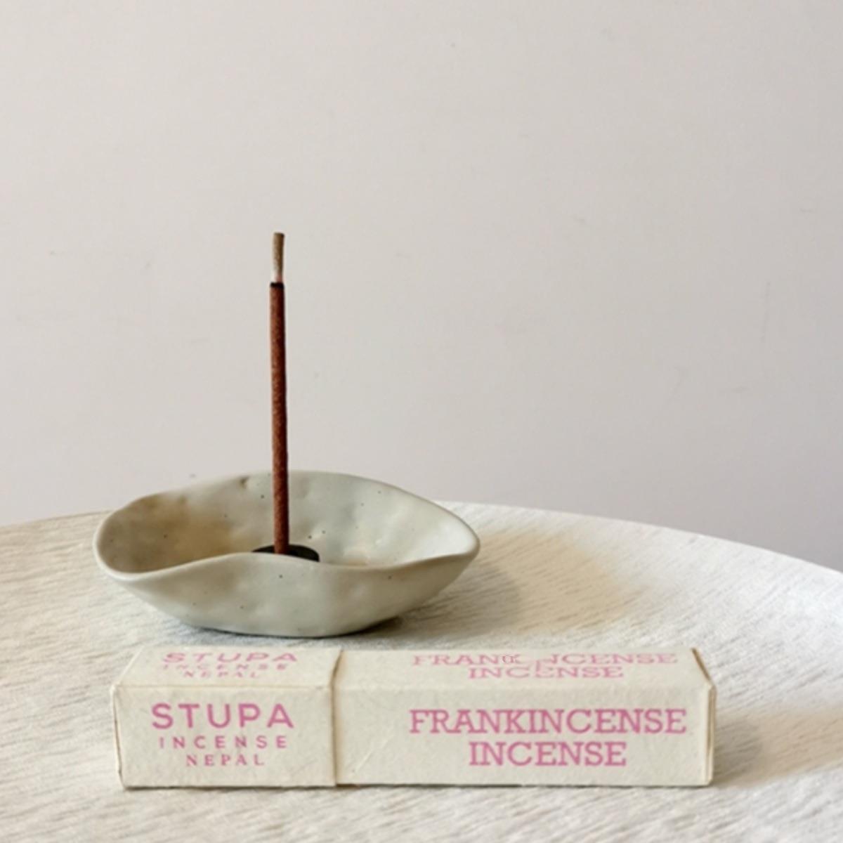 轻奢复古手捏粗陶陶瓷香座插香盘摆件STUPA线香底座锥香塔香座无