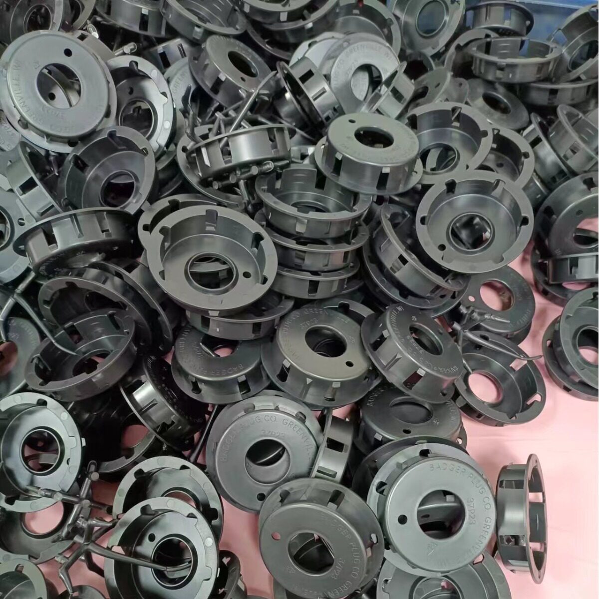 东莞塑料模具制作塑胶堵头模具加工塑料管塞卡扣注塑生产成型