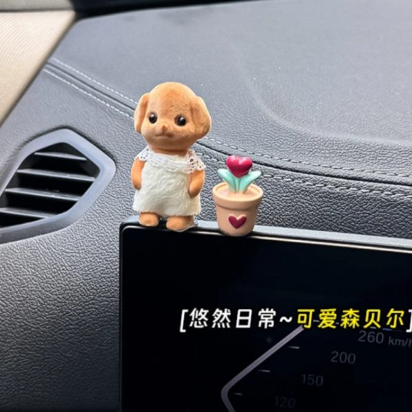 中控屏贵宾犬森贝儿车内饰品小鼻嘎玩偶公仔装饰用品摆件汽车幕
