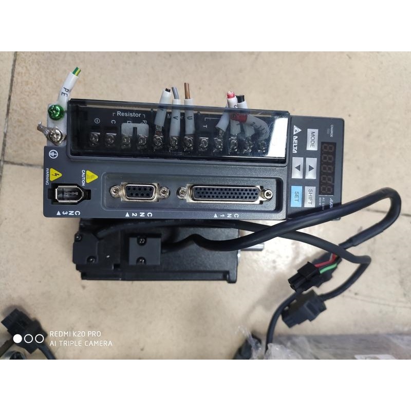 议价直拍不发:台达伺服400瓦,型号ASD-B2-0421-B.电机300议价
