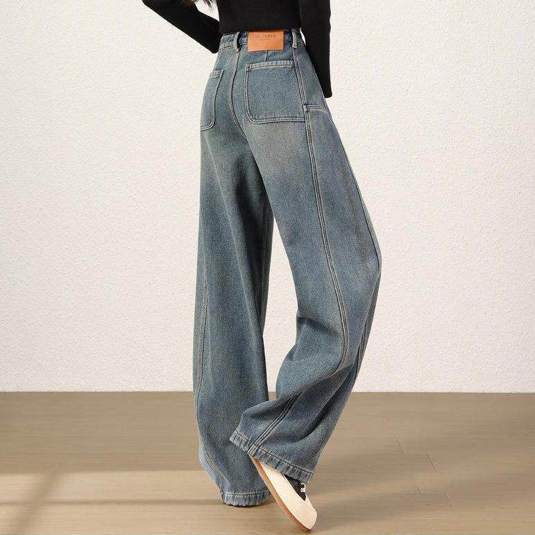复古蓝阔腿弯刀牛仔裤女春季百搭2026新款高腰显瘦宽松直筒休闲裤
