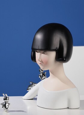 儿童房装饰c可爱短发卡通女孩桌面摆件简约样板房小姑娘软装摆设