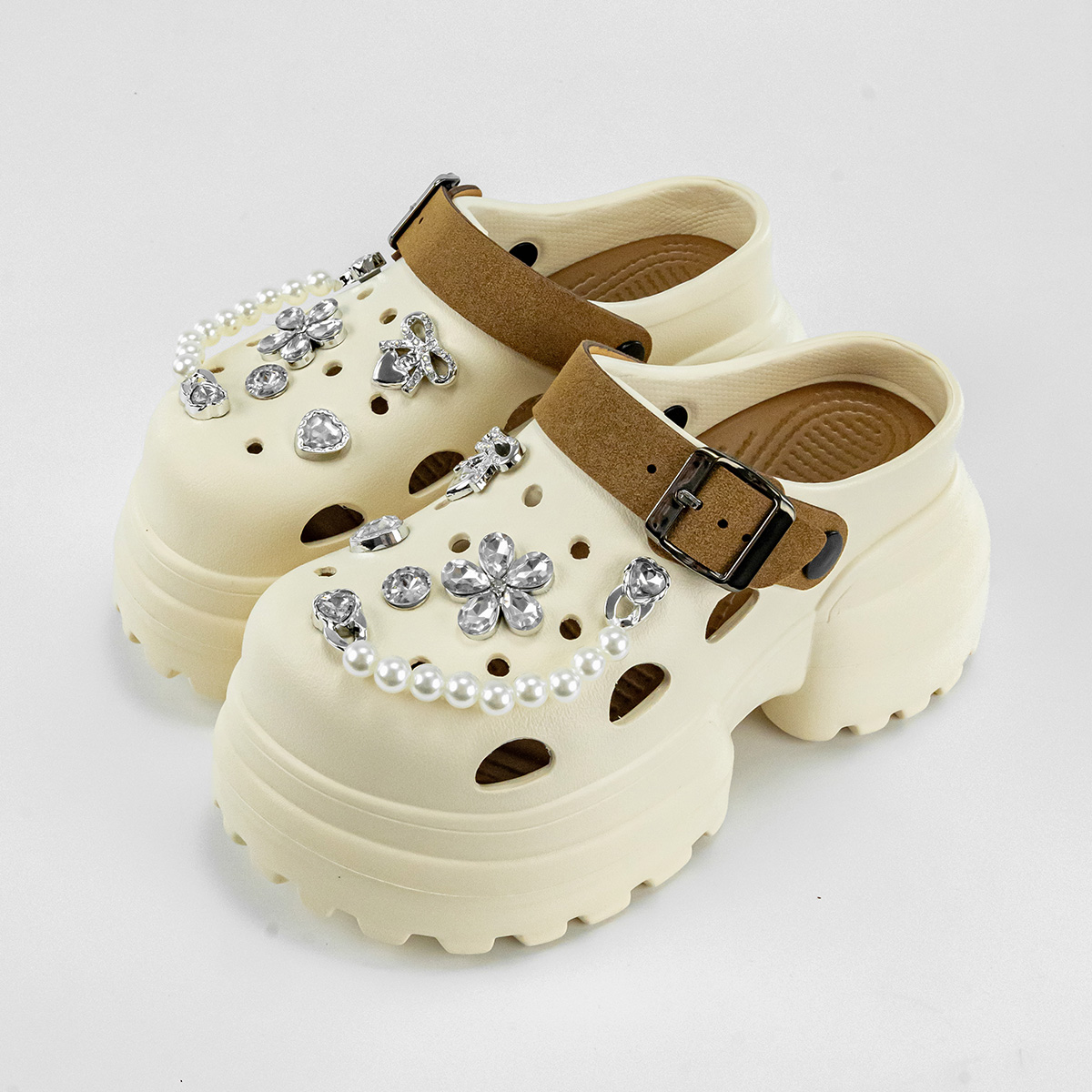 新款水晶香水珍珠时尚增高10cm百搭洞洞鞋女外穿厚底防滑凉拖鞋