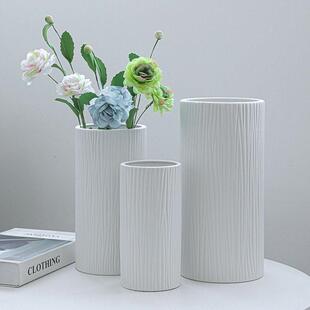 创意白色陶瓷花瓶北欧简约现代水培桌面摆件磨砂客厅居家干燥花花