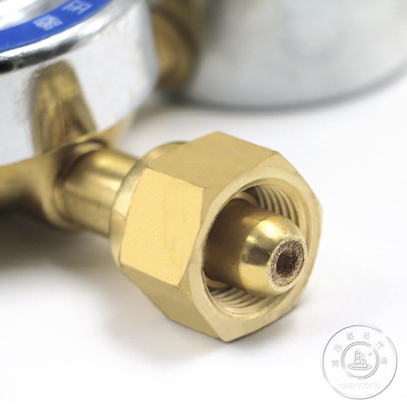 YQY-07氧气减压器调压阀压力表钢瓶气体稳压调压控制器上海减压器