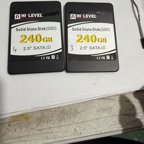 议价HI-LEVEL 240GB 2.5寸SATA III固态硬