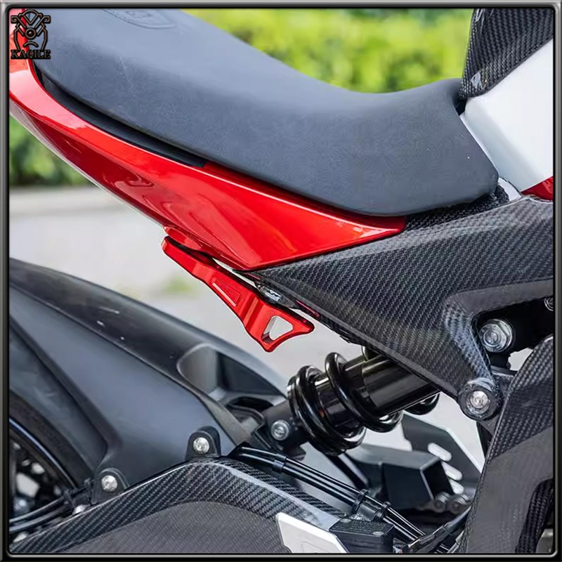 适用赛科龙RC401 RC250改装H后脚踏移除码,后脚踏装饰盖