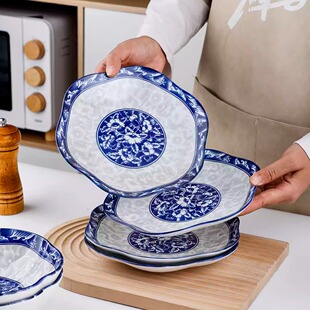 青花瓷盘子家用梅花盘陶瓷套装创意菜盘大号饭盘异形盘中式盘盘碟