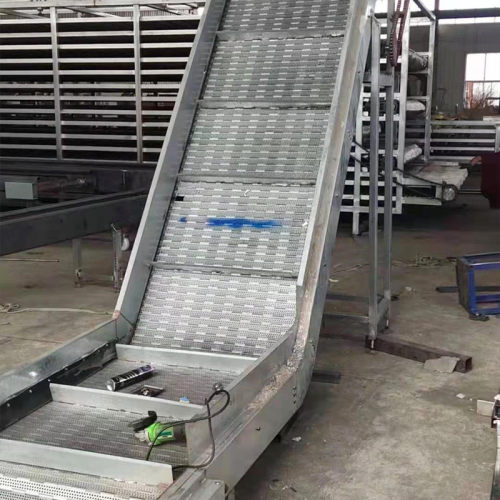 不锈钢冲孔链板提升机爬坡板链上料机流水线链板清洗提升输送机厂
