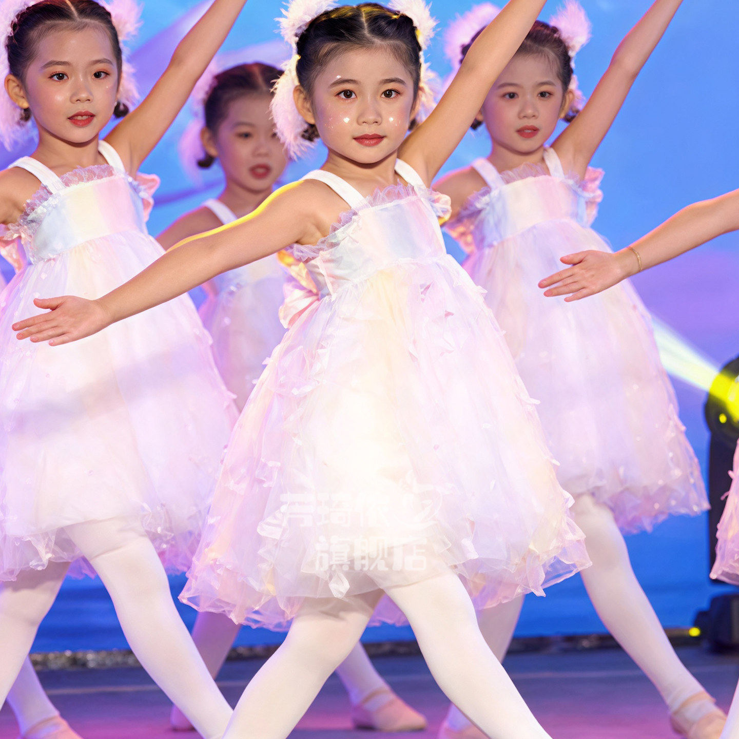 蝴蝶泉边幼儿园演出服可
