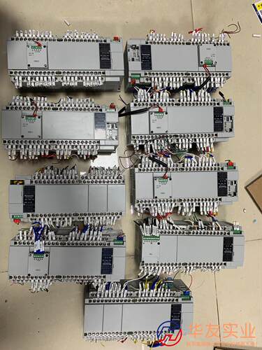 PLC AFP-XH C60T-F 带模块COM1 CO