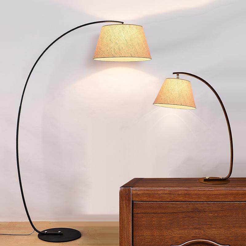 落地灯客厅高级感沙发旁边创意装饰网红北欧台灯设计感轻跨境