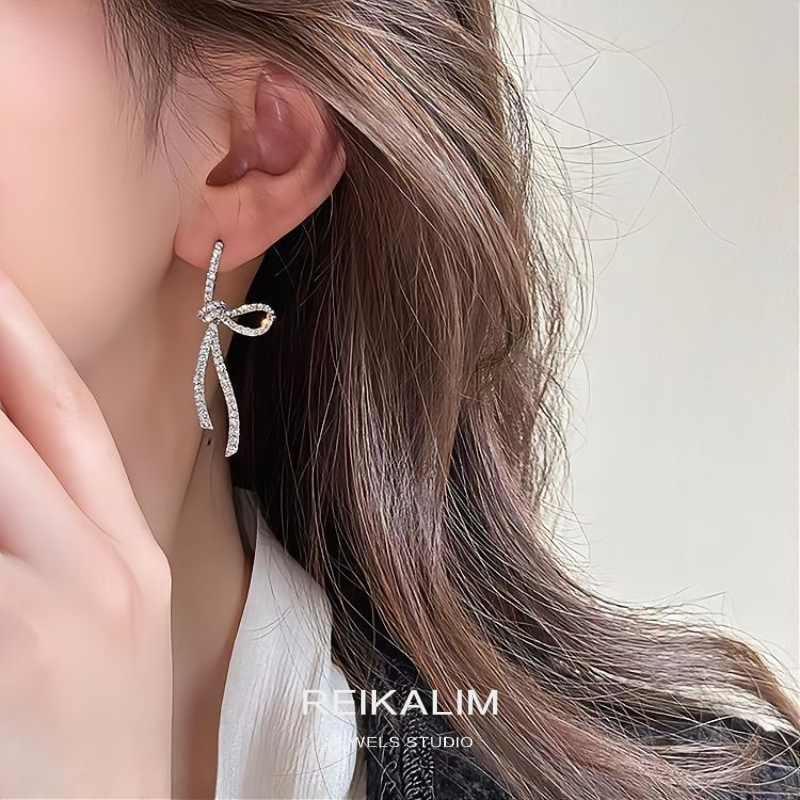 刘亦菲同款蝴蝶结耳环超闪亮