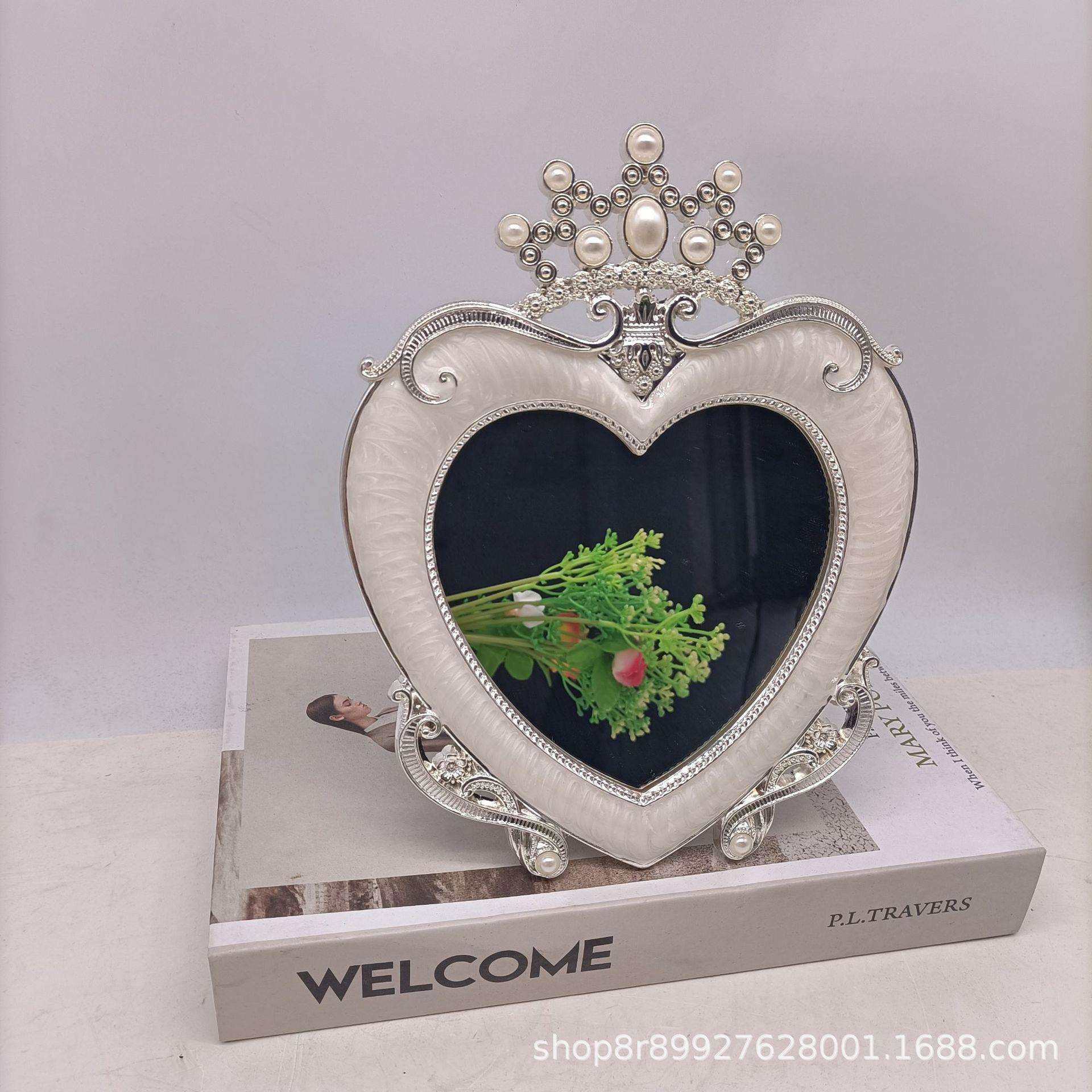 创意时尚个性5寸心形相框台镜，化妆镜摆台