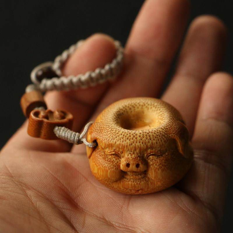 精品纯手工雕刻天然竹根小猪头挂件竹雕把玩小挂件手机挂件竹根雕,特色手工艺,竹编/竹雕,淘宝优惠券,粉丝福利购,淘宝优惠卷