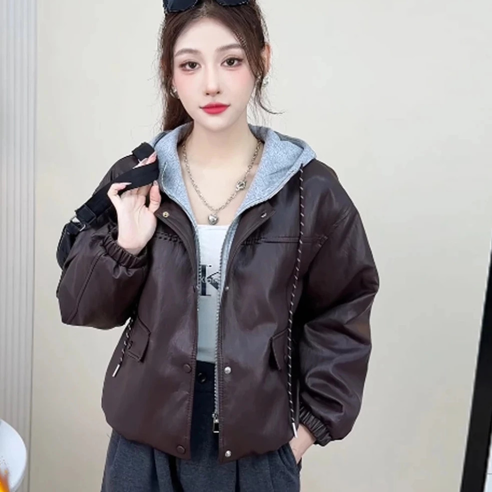 高档时尚加绒加厚皮衣女士冬款休闲上衣新款假两件连帽保暖短外套