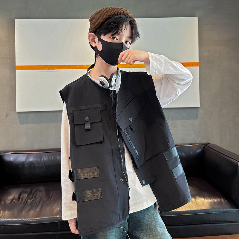 左西风云儿童套装男童春秋款马甲2026新款春装中大童坎肩外套男孩