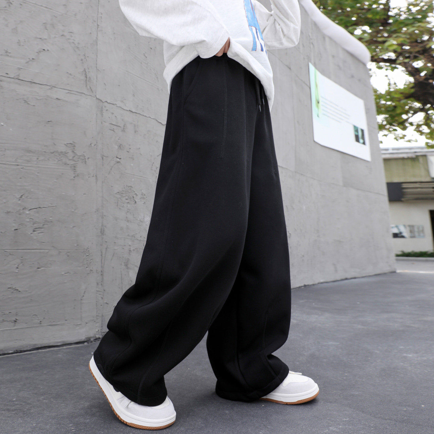 左西风云儿童装男童春秋款裤子2026新款春装春季男孩卫裤运动中大