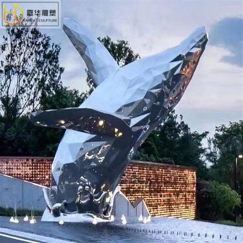 不锈钢蓝鲸鱼摆件园林公园酒店动物园F水池商场样板房户外雕塑摆