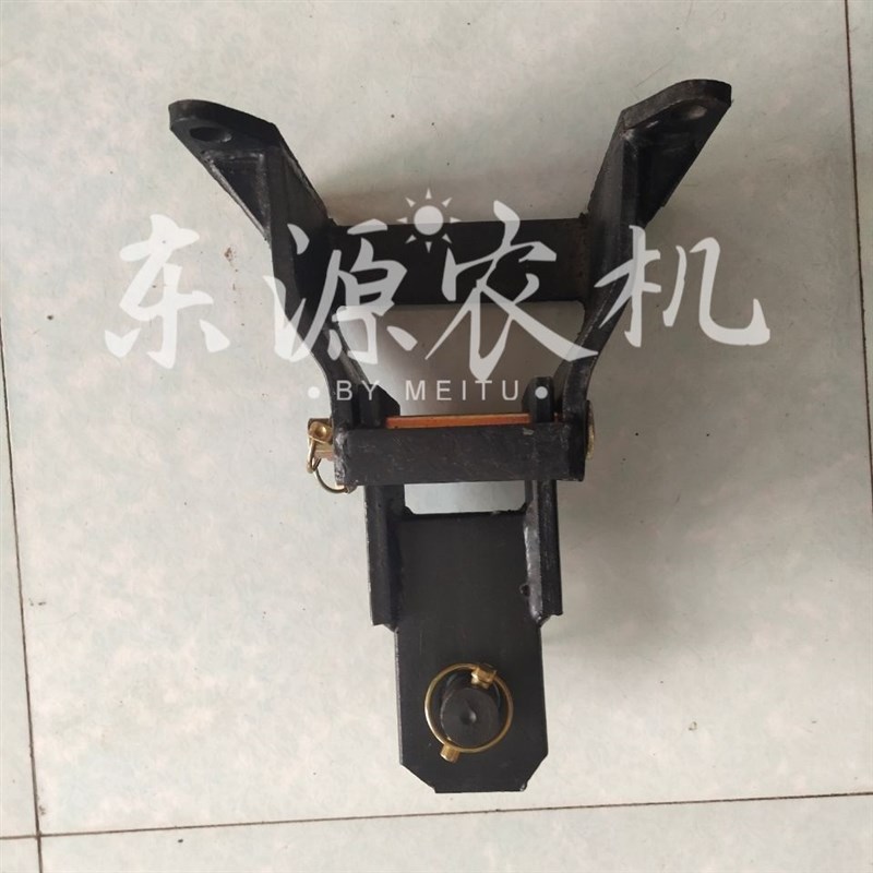常州东风农机配件牵引卡304/300/C354/404牵引卡后牵引总成分体式
