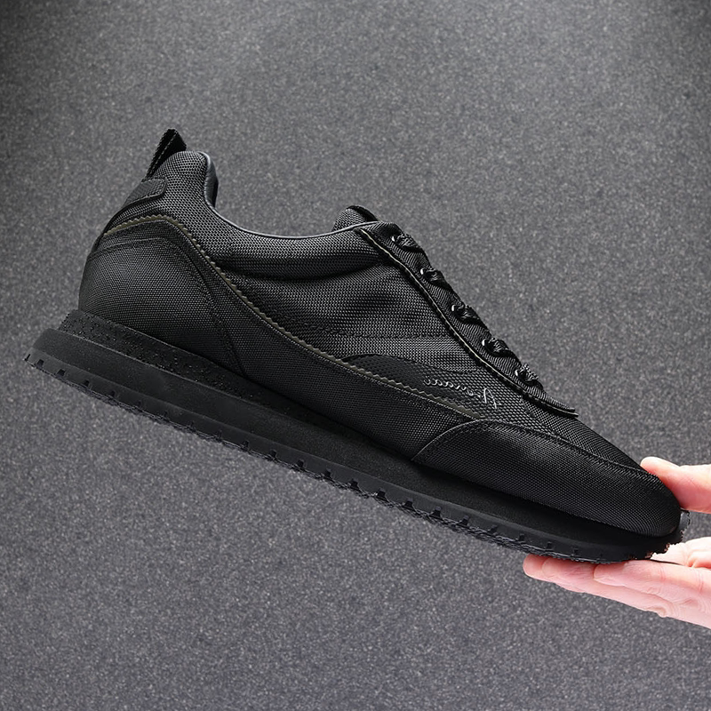 黑色布鞋男款高档鞋子男鞋2026春季透气软底运动风阿甘鞋潮休闲鞋