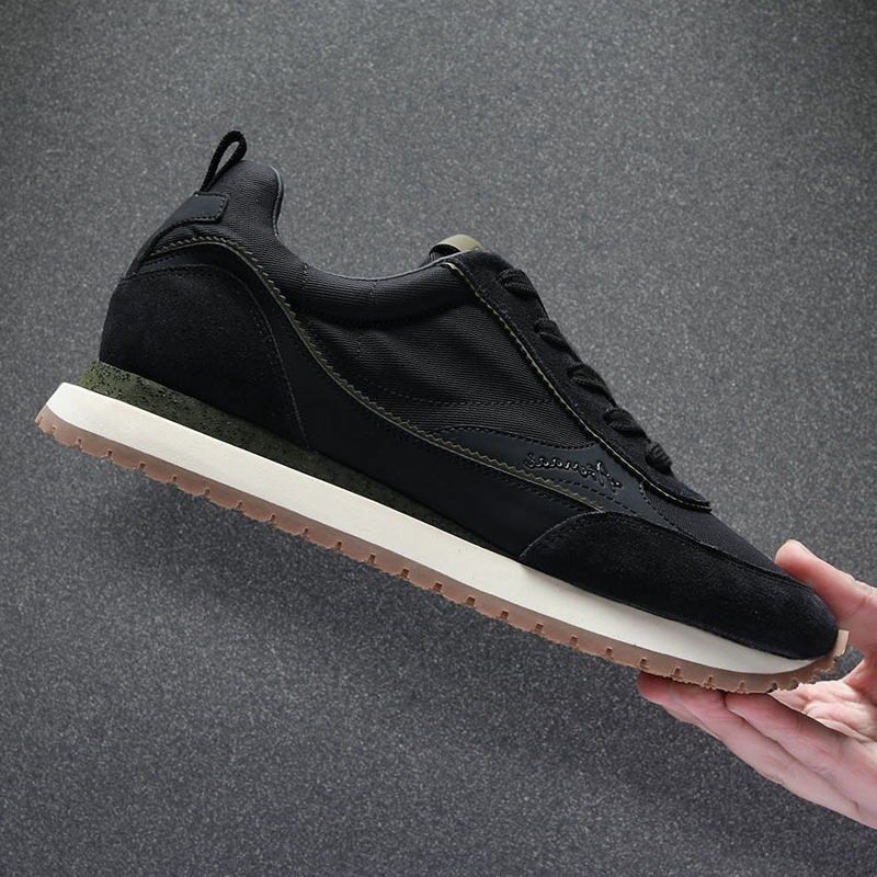 春季鞋子男鞋2026新款软底运动休闲鞋舒适透气皮布拼接阿甘鞋男款