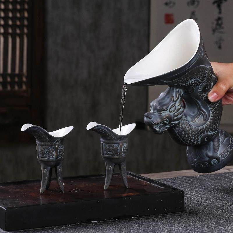 景德镇陶瓷彷青铜三脚酒杯小酒盅分酒器家用酒具组套小号白酒酒壶
