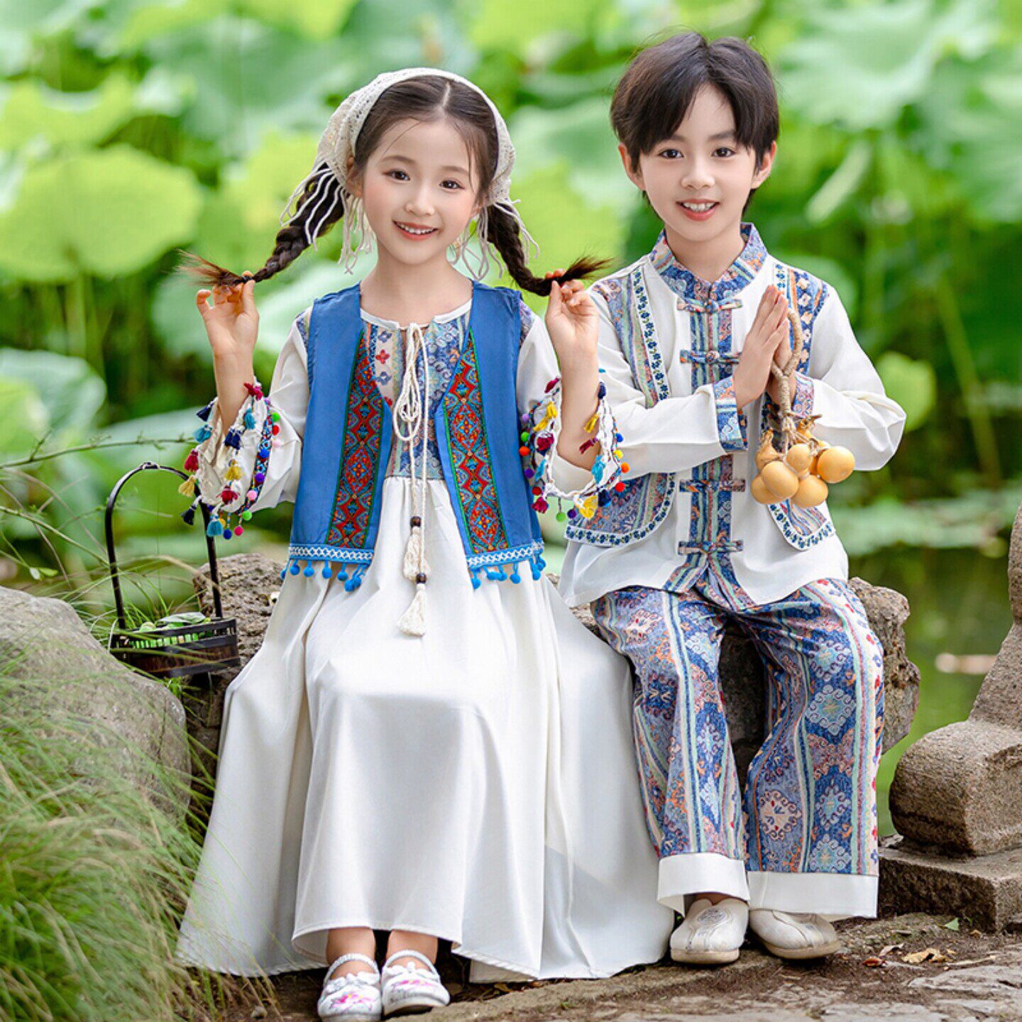 男女童西域民族风套装秋季女孩波西米亚连衣裙藏族舞蹈儿童表演服