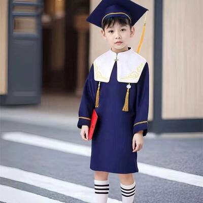 幼儿博士服学帽中小学生