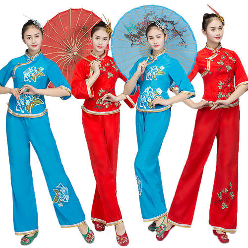 新款秧歌服中老年女扇子