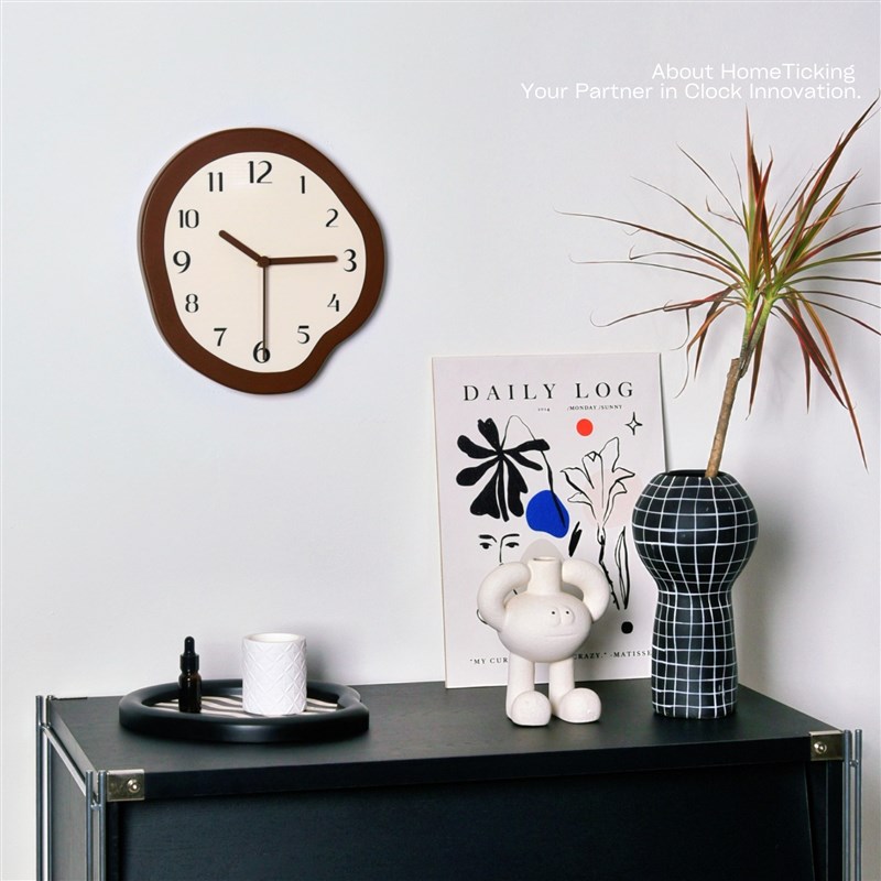 家庭用2025新款钟表挂钟客厅白墙壁上时钟中古奶油风W时间表钟装