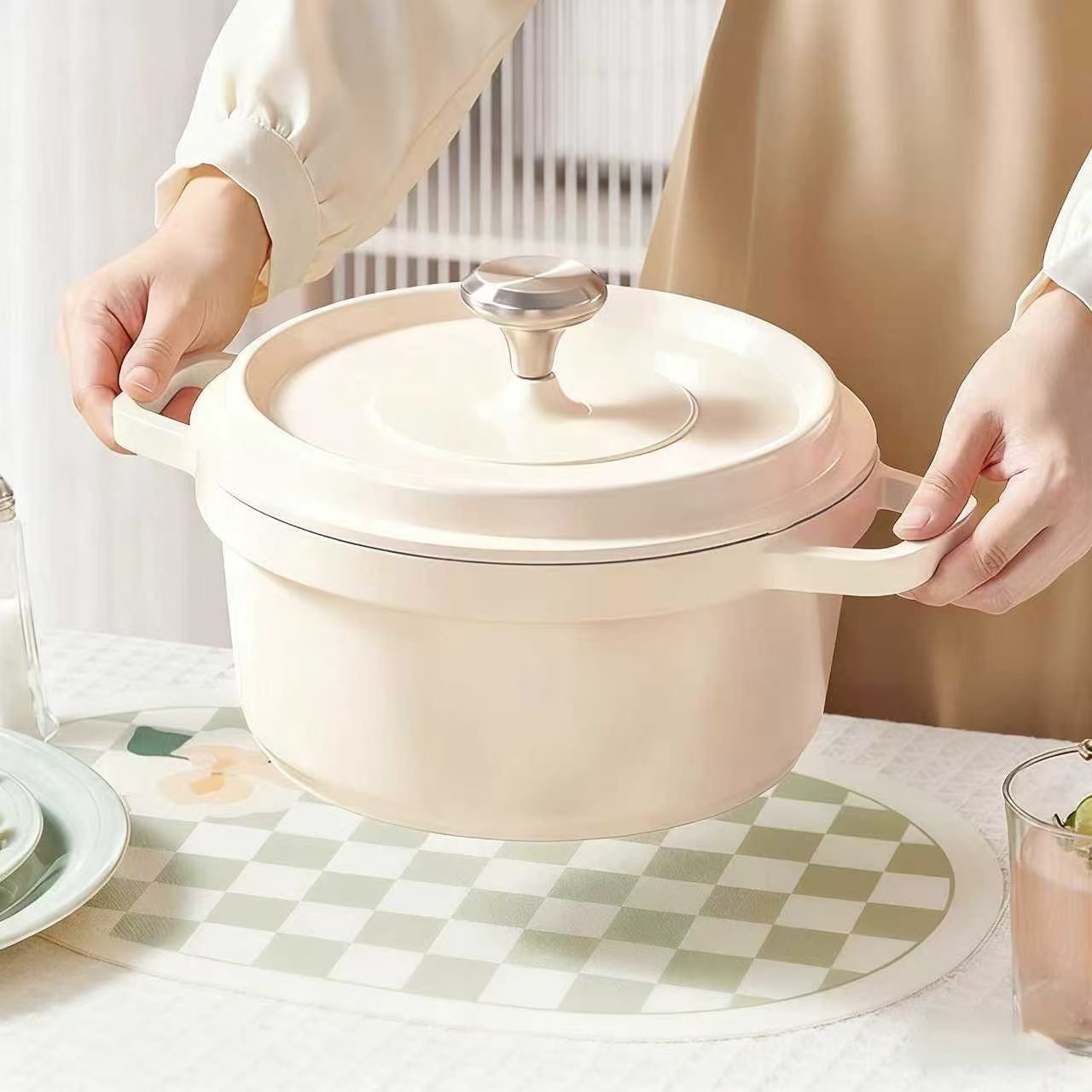 日本珐琅锅陶瓷炖锅炖盅砂锅铸铁锅煲汤锅搪瓷不粘锅电磁炉焖煮锅