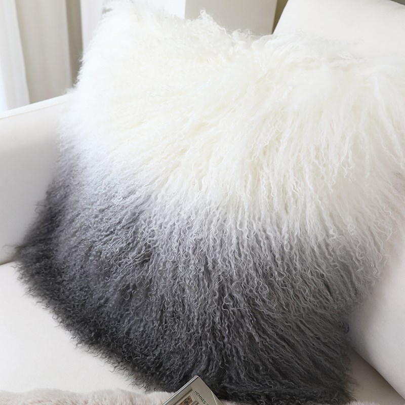 真皮草抱枕d滩羊毛沙发靠垫轻奢高级风羊皮靠枕床头飘窗毛毛靠背