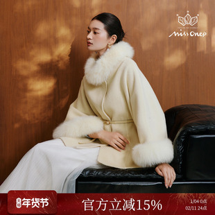 Missonep蝉【雪溶意】浪漫风狐狸毛领拼接斗篷皮草外套配腰带冬季
