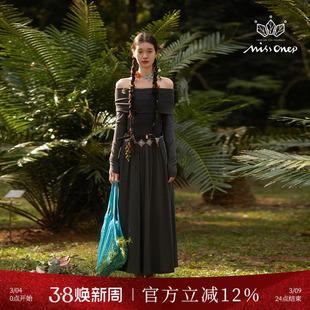 Missonep蝉【晓山青】法式气质灰一字肩收腰配腰带连衣裙女早春