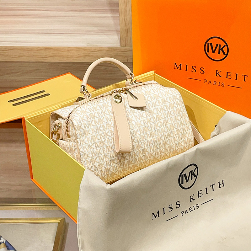 香港轻奢波士顿包2026新款女式大容量枕头包气质高级感单肩手提包,箱包皮具/热销女包/男包,波士顿包,淘宝优惠券,粉丝福利购,淘宝优惠卷