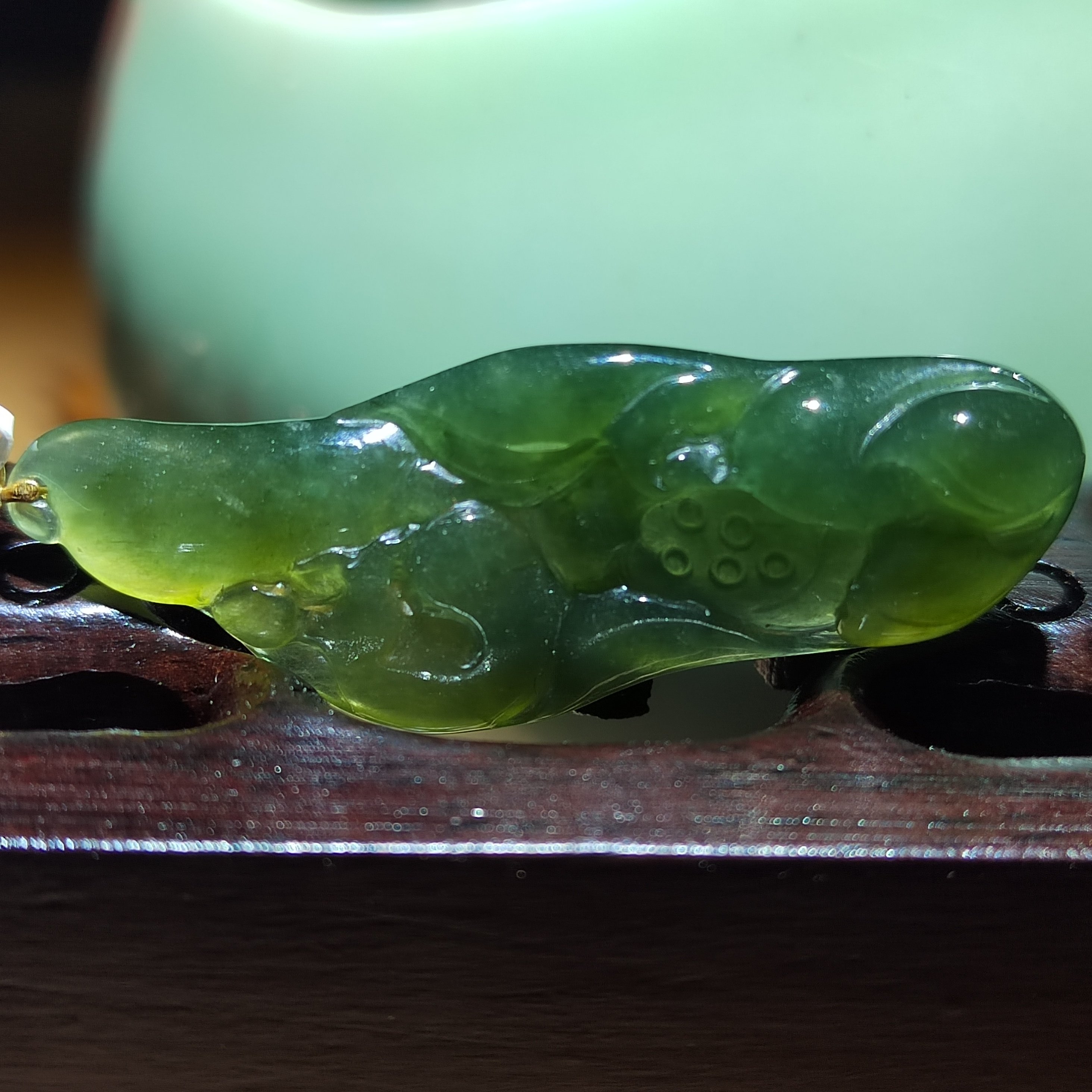 米町珠宝 天然缅甸翡翠A货吊坠挂饰玻璃种龙石种绿连年有余