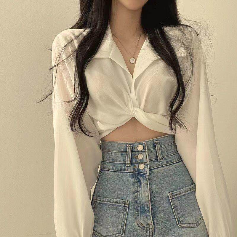 2022早春法式设计感后背系带蝴蝶结露肚脐短款衬衫上衣女