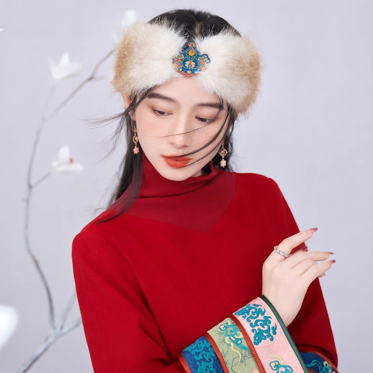 关山飞雪冬季汉服头饰古风新款发饰保暖毛绒绣花发箍国风配饰抹额,模玩/动漫/周边/娃圈三坑/桌游,古风/国风配饰,淘宝优惠券,粉丝福利购,淘宝优惠卷