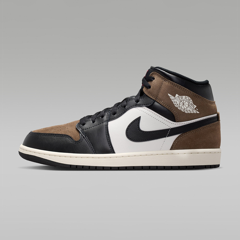 NIKE耐克男子AIR JORDAN 1 MID运动训练篮球鞋板鞋DQ8426-007