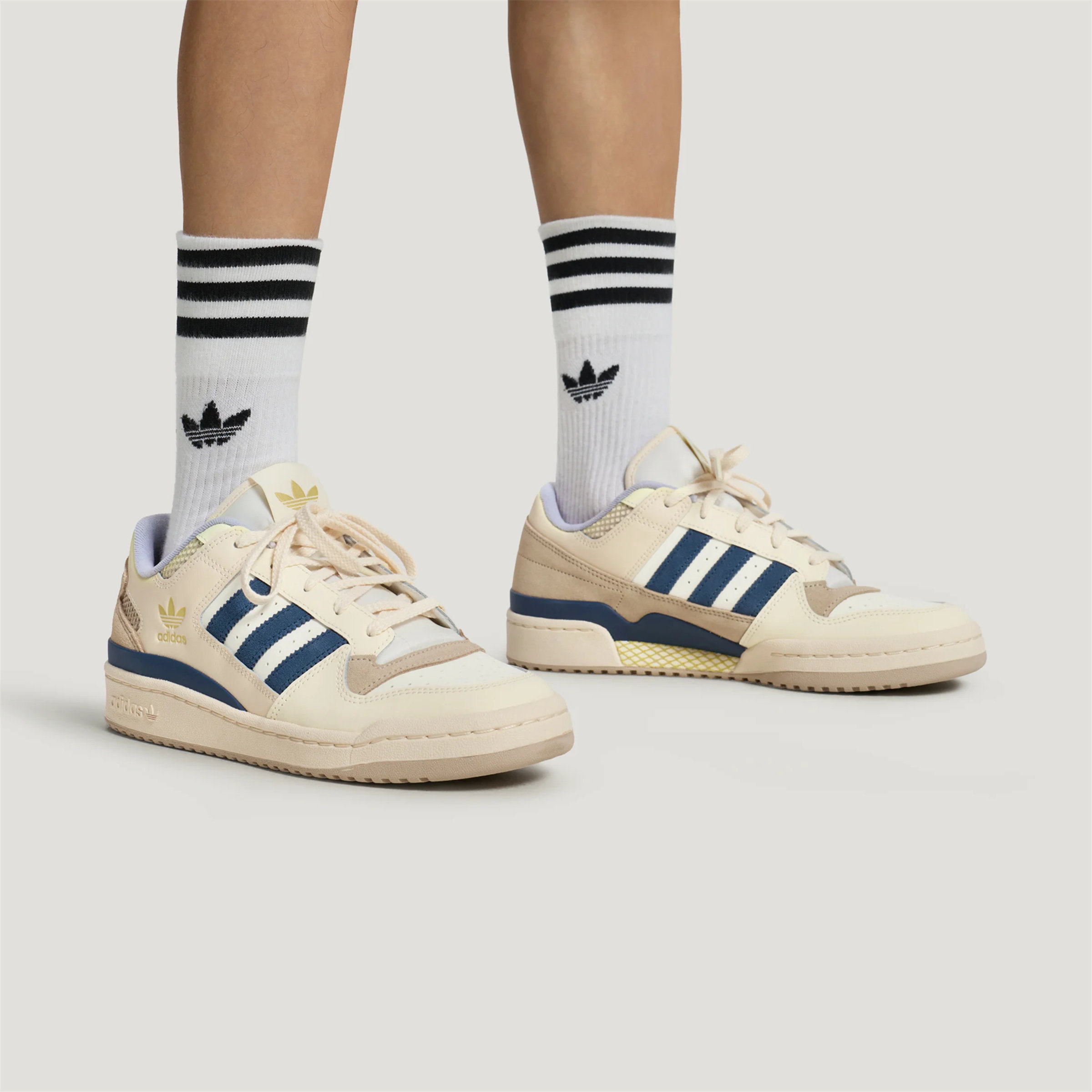 adidas阿迪达斯三叶草FORUM LOW CL秋男女运动休闲鞋板鞋LA3798