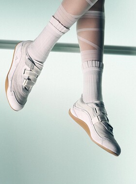 adidas阿迪达斯女子URBAN REVERIEFOS低帮百搭运动休闲鞋JS0151