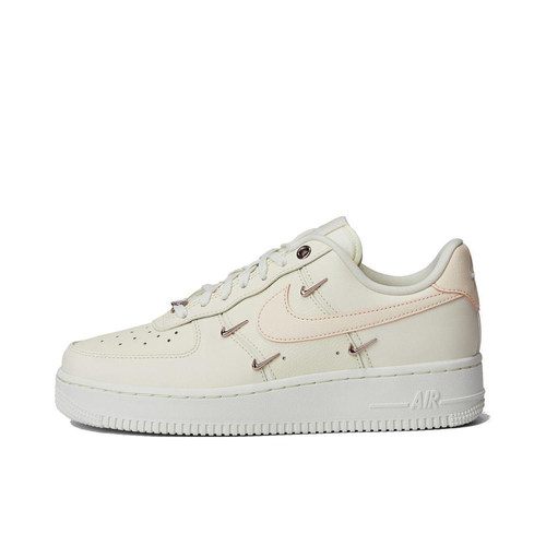 NIKE耐克女子WMNS AIR FORCE 1 07 LX运动休闲鞋FV8110-181