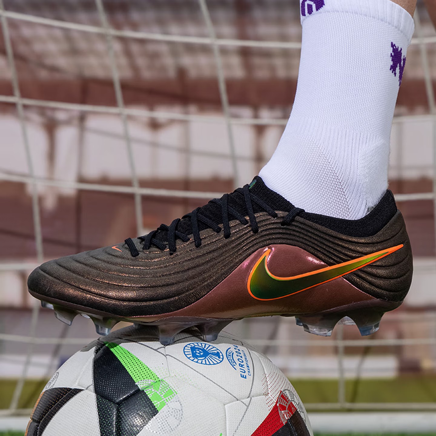 NIKE耐克男子TIEMPO MAESTROELITEFGLV8运动训练足球鞋IF4098-088