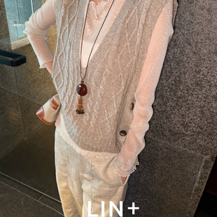 含15羊毛 复古麻花纽结叠穿气质针织马甲 5羊绒50天 式 LIN