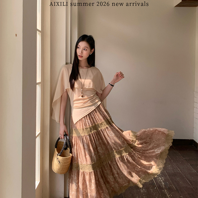 AIXILI爱西里-蕾丝拼接度假出游氛围感长款仙气半身裙半身裙17006