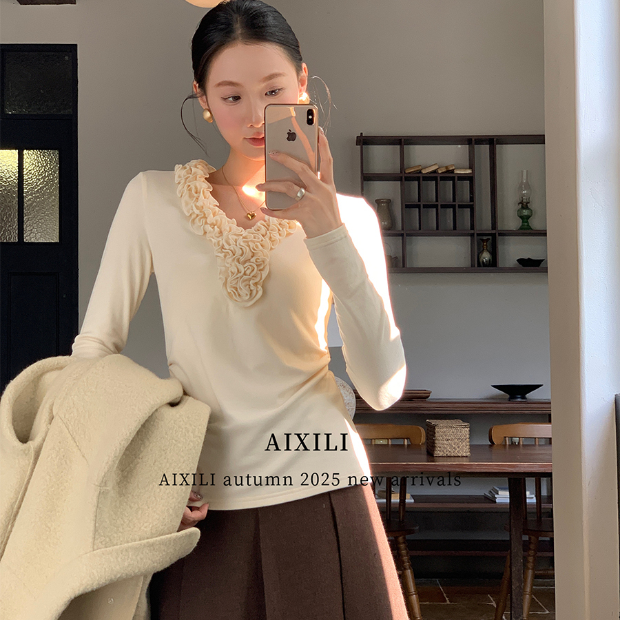 AIXILI爱西里-25冬气质时髦设计感V领木耳花边洋气显瘦磨毛打底衫